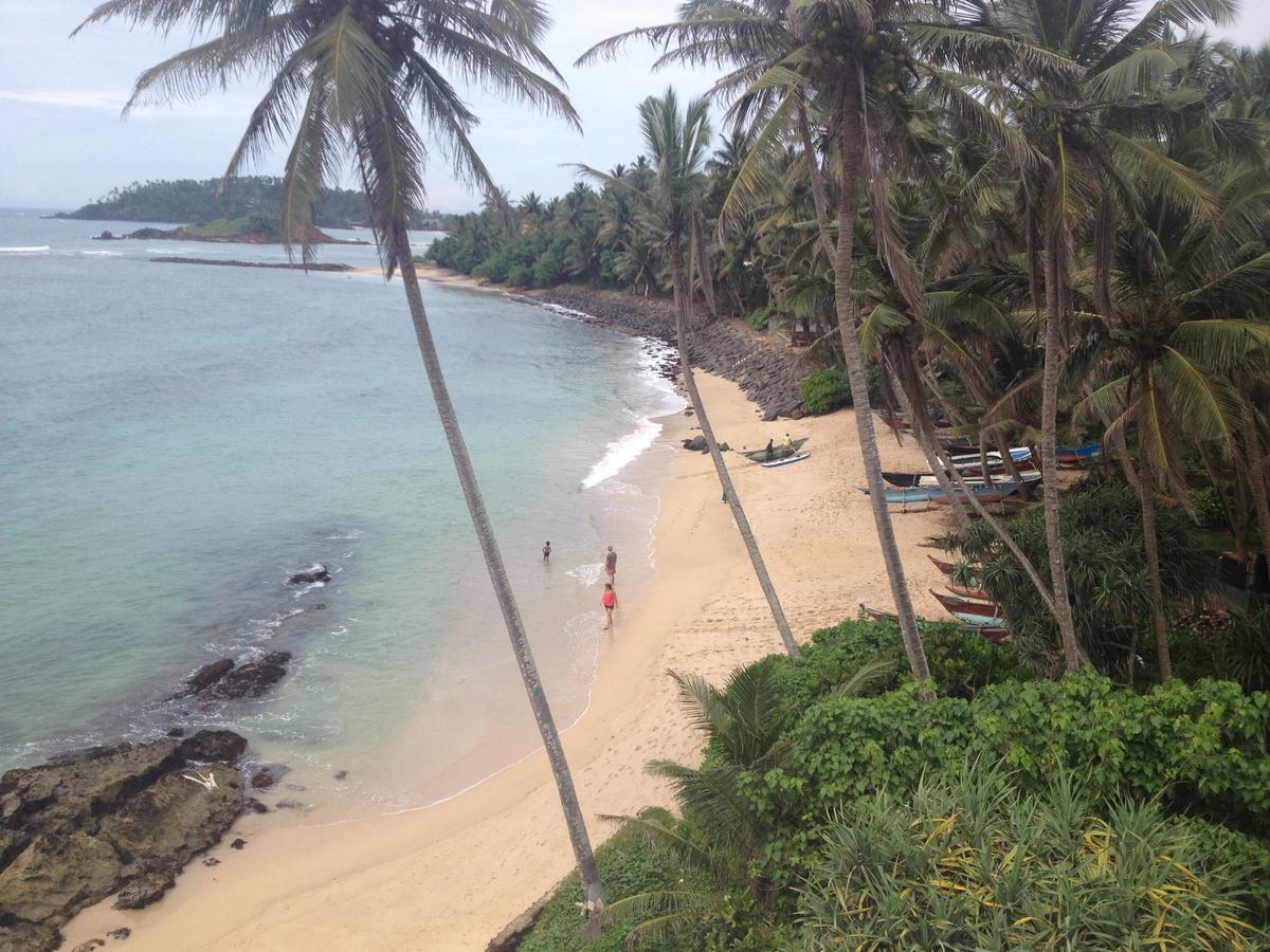 Mirissa Seastar Hotel Exterior photo